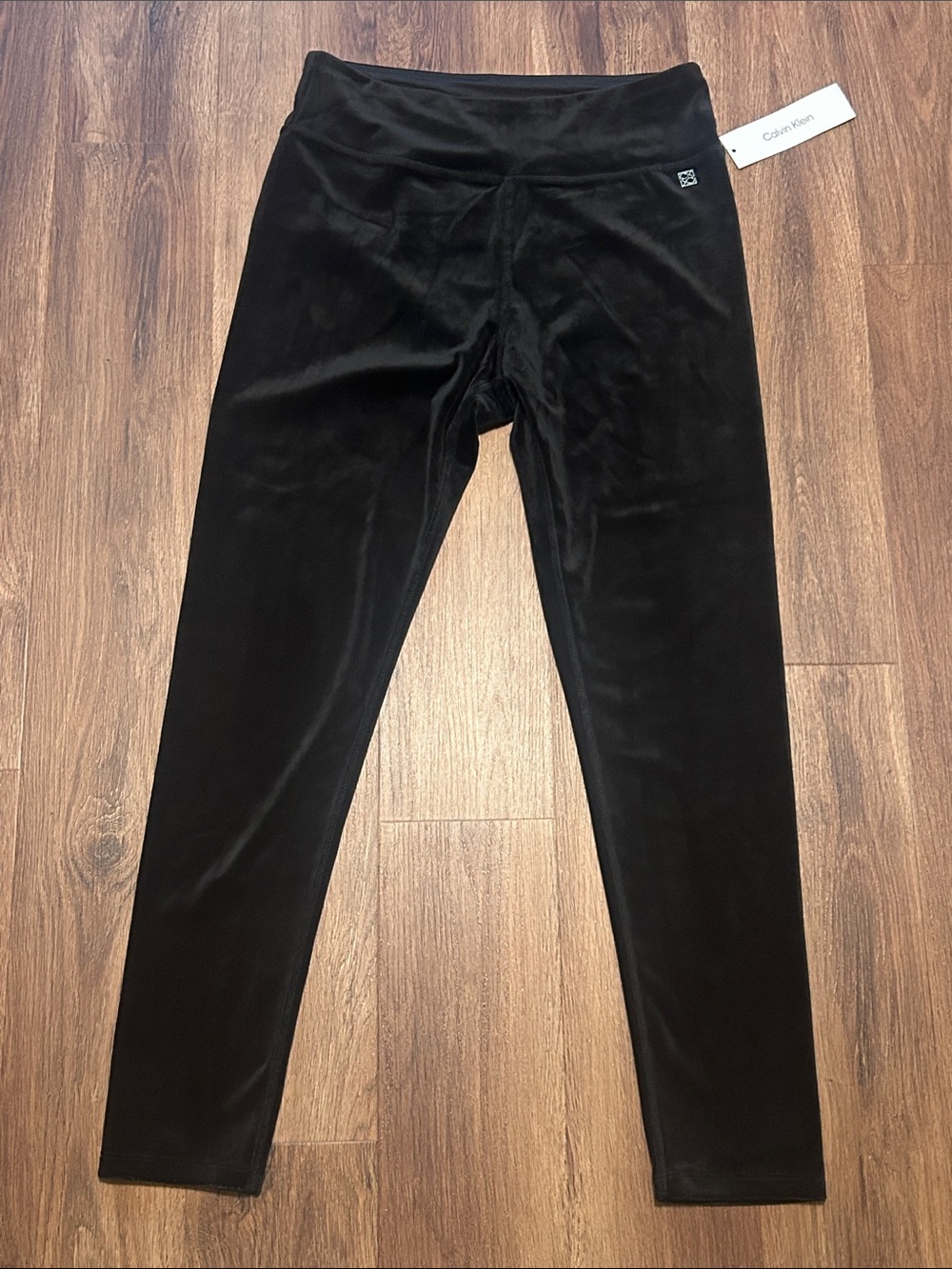 NWT Calvin Klein Ultra Soft Velveteen Black Leggings M like 8 or 10